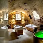 Uroczysko Siedmiu Stawow & By L'occitane