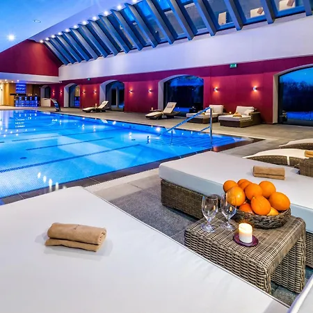 Uroczysko Siedmiu Stawow Luxury Hotel Hotell