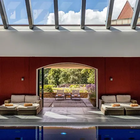 Uroczysko Siedmiu Stawow Luxury Hotel