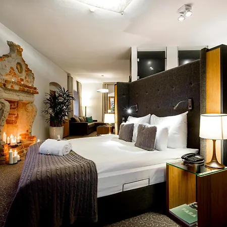 Uroczysko Siedmiu Stawow & By L'occitane Hotel