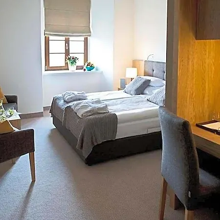 Uroczysko Siedmiu Stawow Luxury Hotel 4*