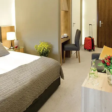 Hotel Uroczysko Siedmiu Stawow & By L'occitane Gola Dzierżoniowska