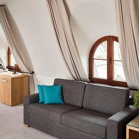 Uroczysko Siedmiu Stawow Luxury Hotel