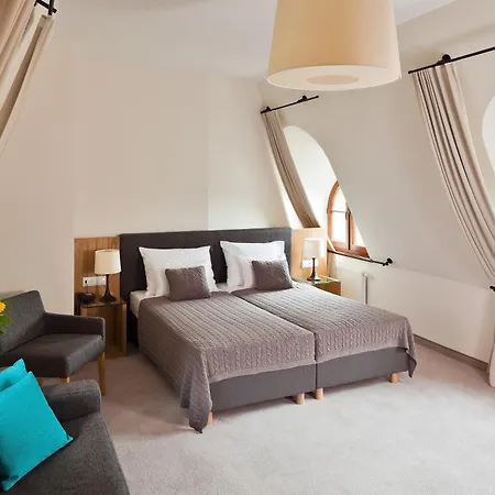 Uroczysko Siedmiu Stawow & By L'occitane