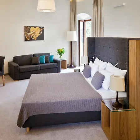 Hotel Uroczysko Siedmiu Stawow & By L'occitane 4*