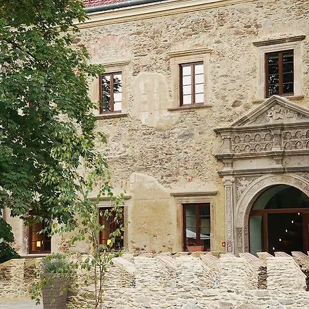 Uroczysko Siedmiu Stawów&Spa by L'Occitane 4*