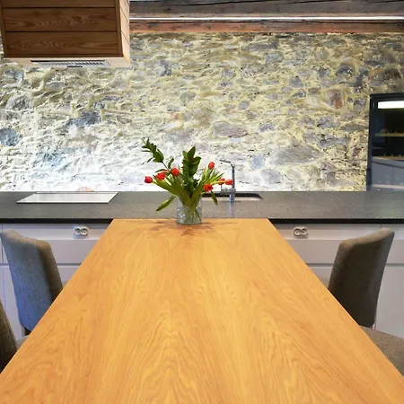 Uroczysko Siedmiu Stawow & By L'occitane 4*