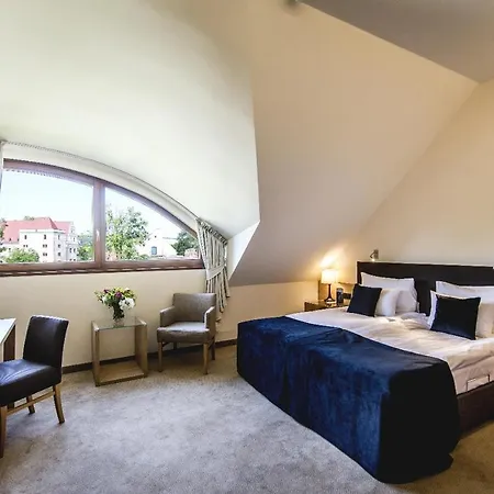 Uroczysko Siedmiu Stawow & By L'occitane 호텔 Gola Dzierżoniowska