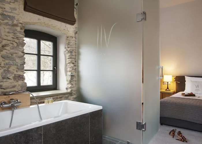 Uroczysko Siedmiu Stawow & By L'occitane