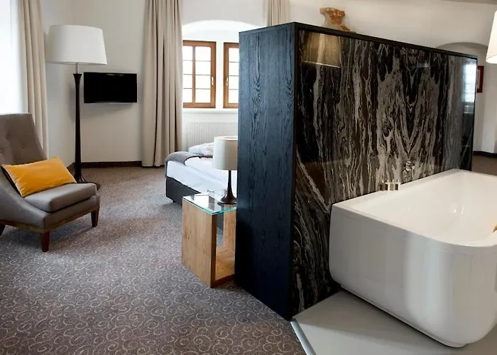 Uroczysko Siedmiu Stawow & By L'occitane Gola Dzierżoniowska