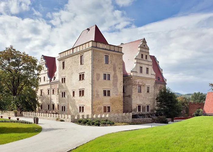 Uroczysko Siedmiu Stawow & Spa By L'Occitane Hotel